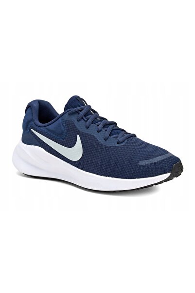 Nike Revolution 7