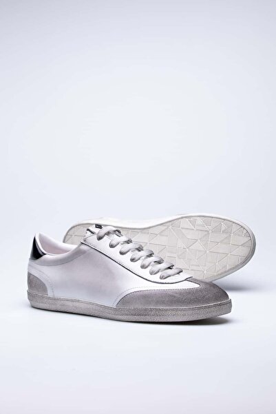 FARUK SAĞIN Smoke Darnel