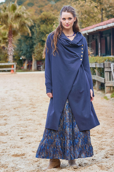 Los banditos Hooded Cardigan with Snap Button Detail