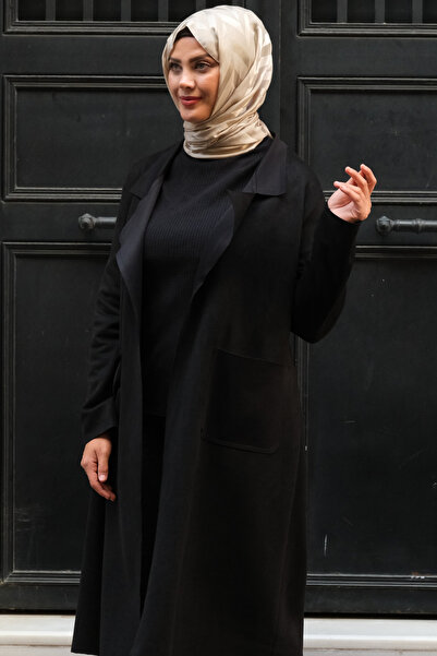 Tuğralı Tesettür Women's Long Black Hijab Suede Jacket – Loose and Simple Seasonal Outerwear