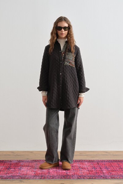 Nihan İnce Kapitone Jakar Garnili Ceket Siyah