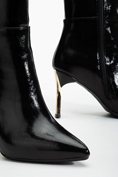 Hayalimdeki Ayakkabı Kadın Siyah Rugan Sivri Burun İnce Topuklu Bot