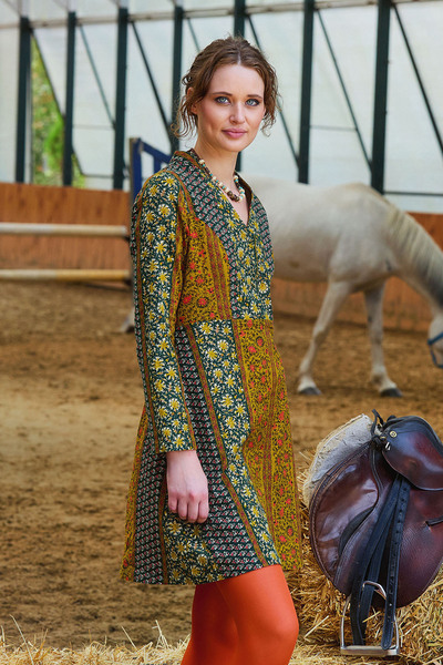 Los banditos Hakim Collar Button Detailed Tie-Up Long Sleeve Dress