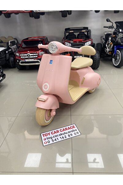 Toys KUMANDALI VESPA AKÜLÜ MOTOR 3-9 YAŞ