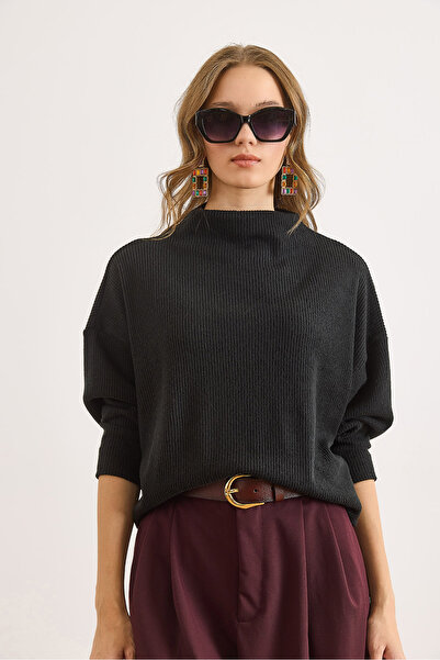 Olalook Kadın Siyah Dökümlü Dik Yaka Şardonlu Yumuşak Dokulu Kazak KZK-19001009