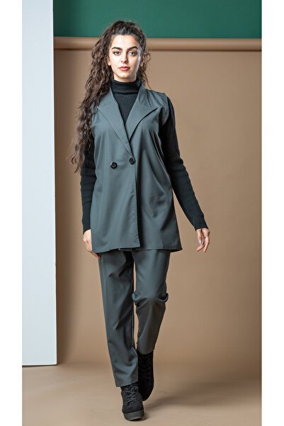 outline Formal three-piece abaya in gray