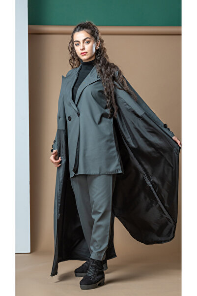 outline Formal three-piece abaya in gray