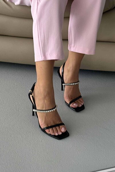 AYAKKABI PRENSİ Venatia Stoned Black Patent Leather