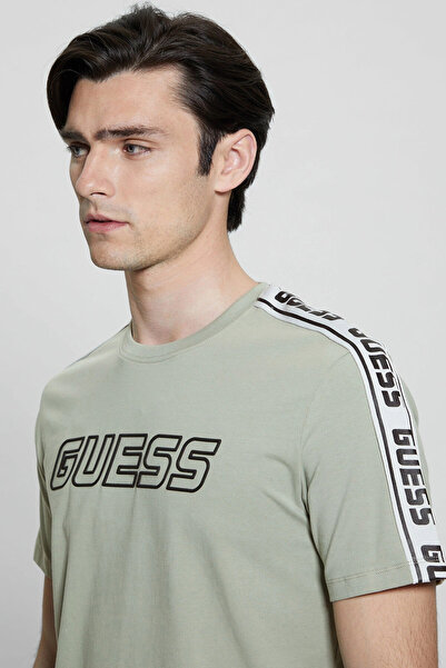 Guess Men's T-Shirt-Z4Gi18J1314