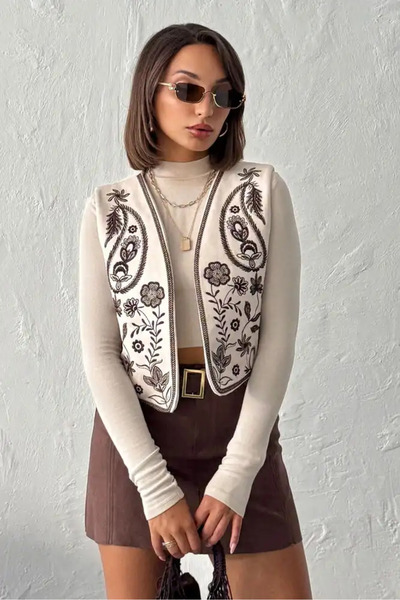 cemo İşlemeli Süet Yelek – Western Tarz Şıklık