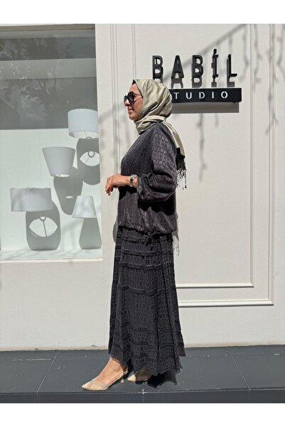 MissWhence 38025 Lace Detailed Silk Women's Suit Anthracite