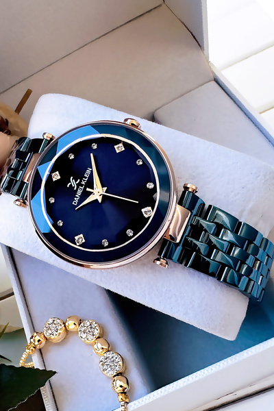 Daniel Klein ساعة يد نسائية أصلية 3 Atm مقاوم للماء لون أزرق داكن سوار فولاذي...