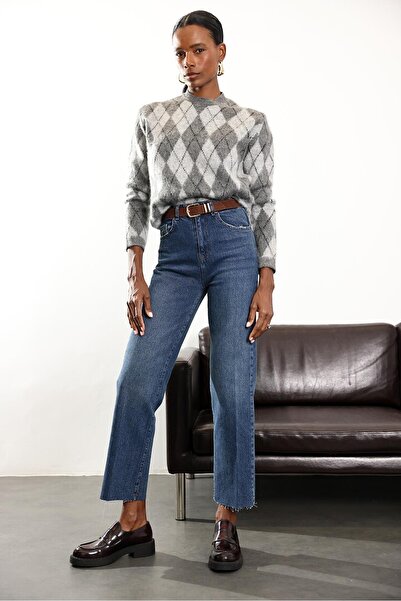 5in1Canpolat Mavi Kemerli Kesik Paça Jean