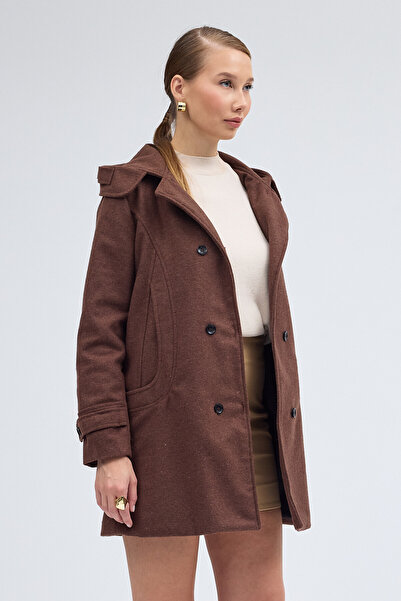 Sacrosa Yaka Detaylı Büyük Düğmeli Kaşe Kaban