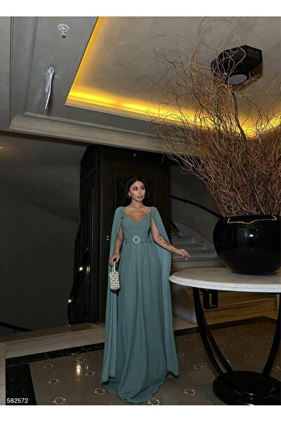 Modafeminen Φόρεμα από εισαγόμενο κρεπ ύφασμα με λεπτομέρεια ανοιχτό στους ώμους, μανίκια και αυτοδιακοσμητική ζώνη 582572 MİNT