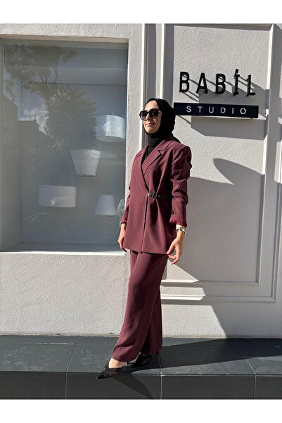 QOOQ STORE 26FW602 Jachetă de damă cu detaliu curea roșu claret