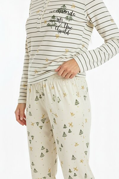 Bravie Set de pijamale din viscoză de elită, cu model de șase pini și text în partea de sus, lung, ecru 3568