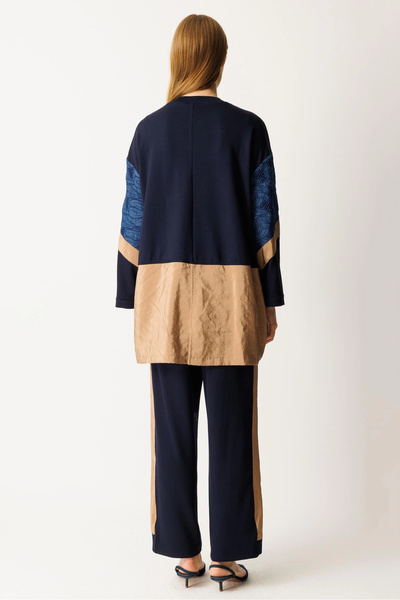 Ghisa Lace Suit with Studded Sleeves 26Kgstkm4025