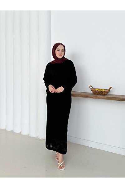 sorisso Knitwear Dress (with Lining) Detailed with Hole Pattern