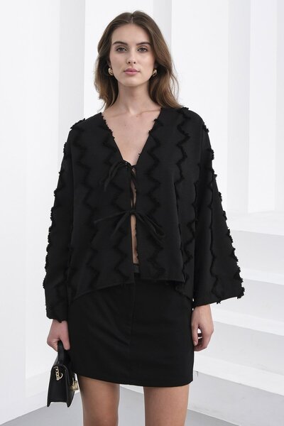 VAGGON Γυναικεία μπλούζα με μαύρο κορδόνι με λεπτομέρεια σε σχήμα ζιγκ-ζαγκ Vs01236