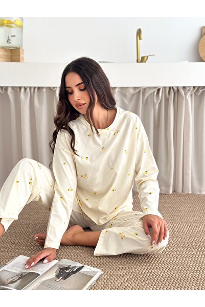 LETS BASIC 🌼 Kadın Ekru Çiçek Desenli Uzun Kollu Rahat Kesim Pijama Takımı – Yumuşacık Kumaş, Şık ve Konfor