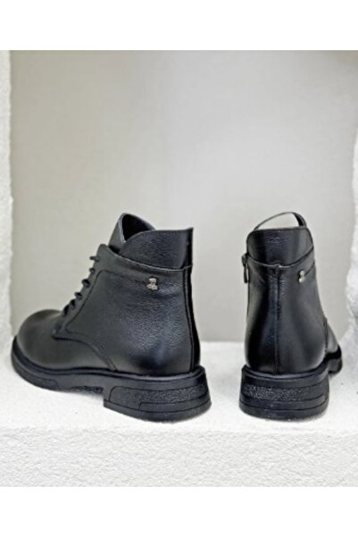 Venüs 2551020K Hakiki Deri Kibar Ortopedik Bağcıklı Postal Tarz Bot