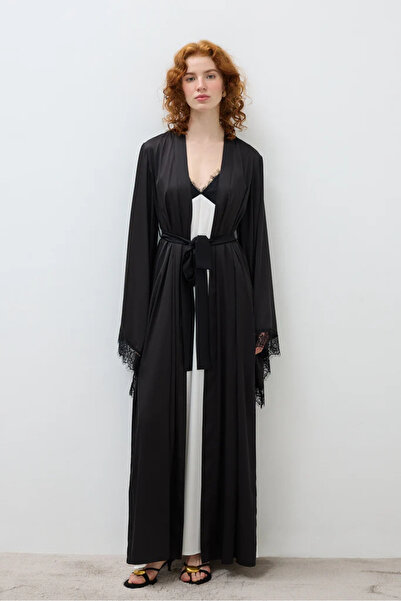 lousa Μακρύ φόρεμα με μανίκια από μεταξένιο σατέν και δαντέλα