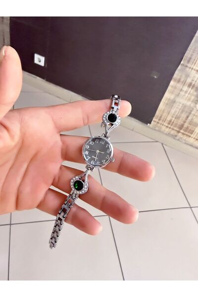 LOOQ Zircon Stone Detailed Women's Wristwatch Vintage