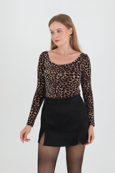 GIANT BASIC Boat Neck Long Sleeve Leopard Printed Blouse/Body