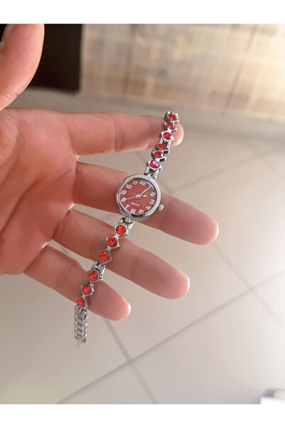 LOOQ Vintage Zircon Stone Detailed Stylish Minimal Women's Wristwatch