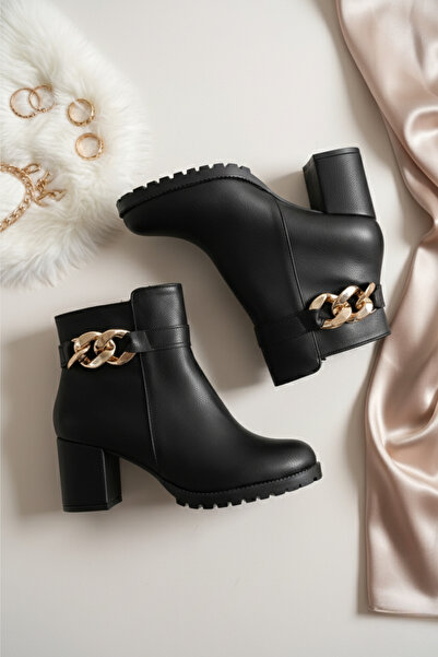 Brielfy Dámské podzimní boty na podpatku se zipem a detaily zlatého řetízkového pásku – předstih zimy