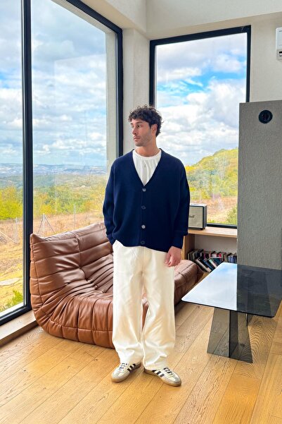 Flaw Wear Button Detail Oversize Knit Cardigan