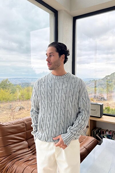 Flaw Wear Knitted Model Sweater Sweater