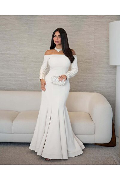 Riva Long and elegant white evening dress