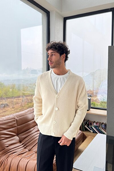 Flaw Wear Button Detail Oversize Knit Cardigan