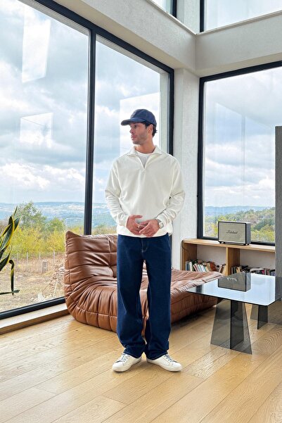 Flaw Wear Half Zip Sweatshirt