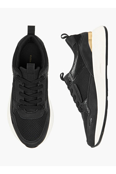 Flora Bella by Shoexpress حذاء رياضي نسائي برباط مع لسان سحب