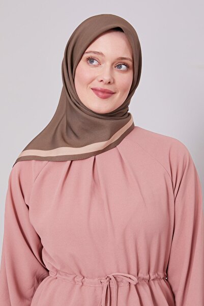 Levidor K.Taş Kenar Şerit Aura Eşarp