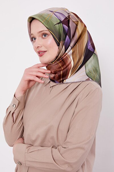 Levidor وشاح حريري بنمط أوراق المينك الرقيقة