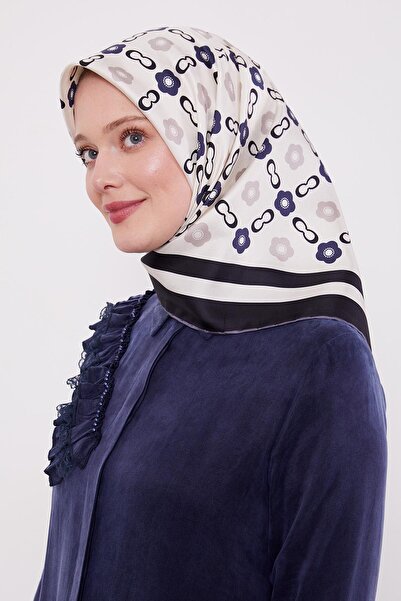 Levidor Beige Daisy Pattern Twill Silk Scarf