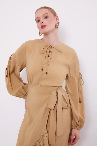 Levidor Camel Side Tie Skirt Set