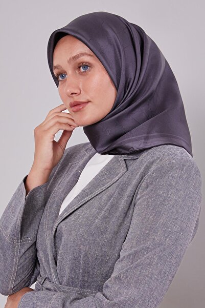 Levidor وشاح حريري مونوغرام مع شريط على الحواف بلون الأنثراسيت