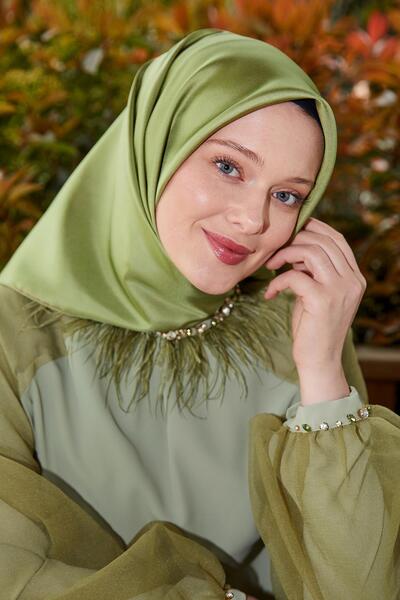 Levidor Cream-Green Double-Sided Twill Silk Scarf