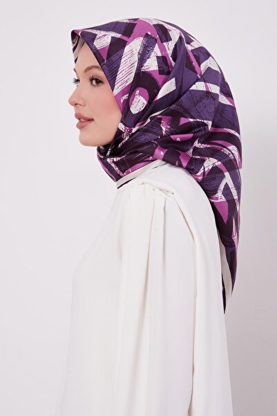 Levidor وشاح حريري منسوج بطباعة حروف بنفسجية