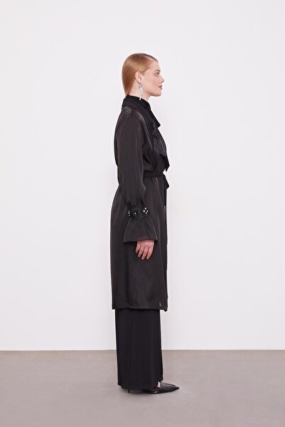 Levidor Black Rose Collar and Sleeve Detailed Jacket Set