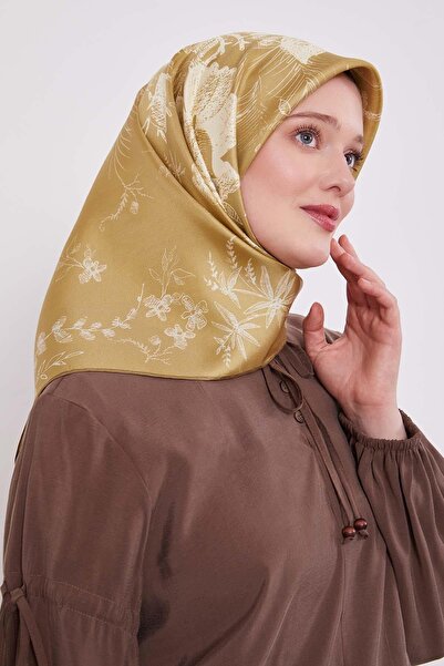 Levidor Gold Abstract Rose Pattern Twill Silk Scarf