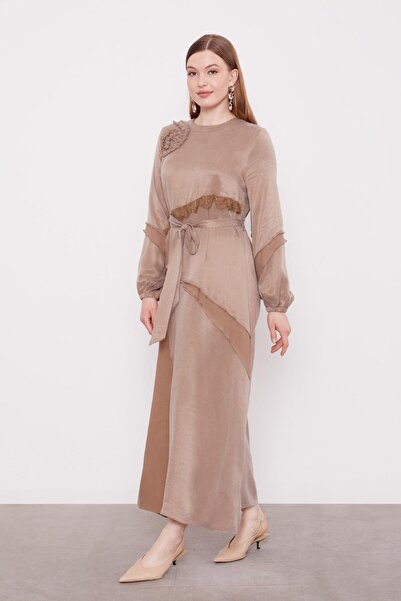 Levidor Yağ Yeşili Dantel Şeritli Cupra Elbise