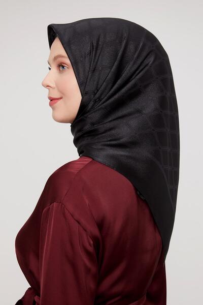 Levidor Black Geometric Crystal Jacquard Scarf