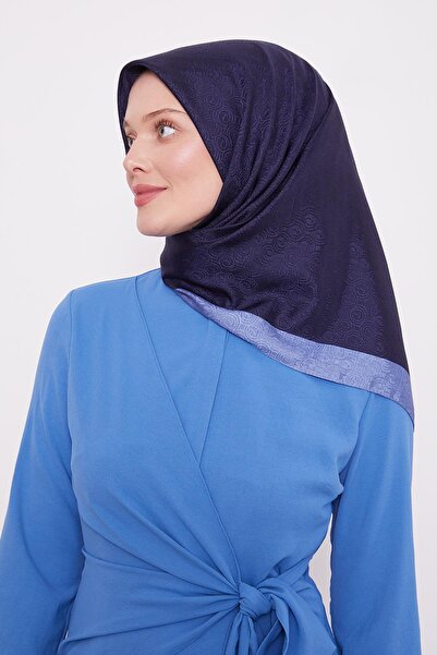 Levidor Lacivert Halka Desen Monogram Eşarp