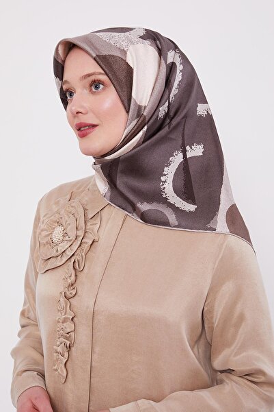 Levidor Smoked Round Pattern Twill Silk Scarf